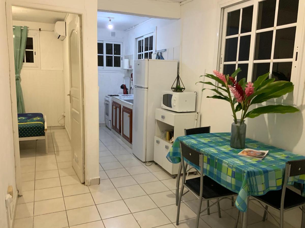 Vila Chez Ena La Fibre Internet Et Le Calme Saint-Claude Exteriér fotografie