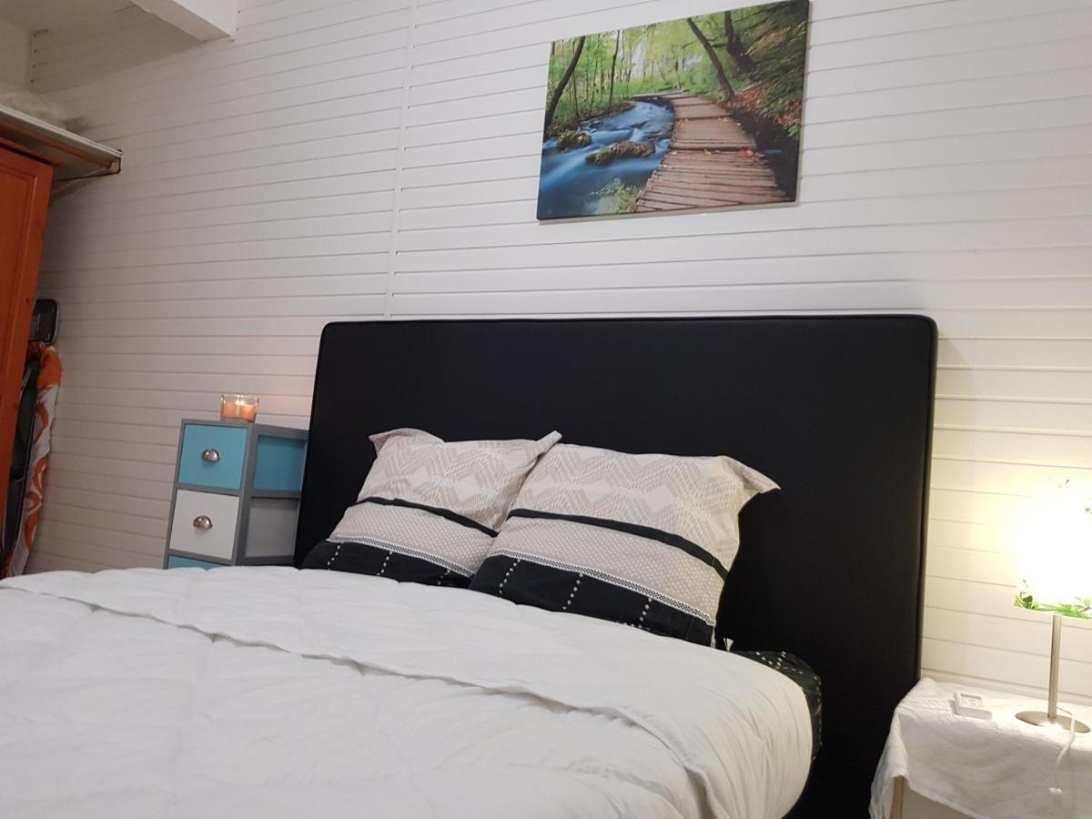 Vila Chez Ena La Fibre Internet Et Le Calme Saint-Claude Exteriér fotografie